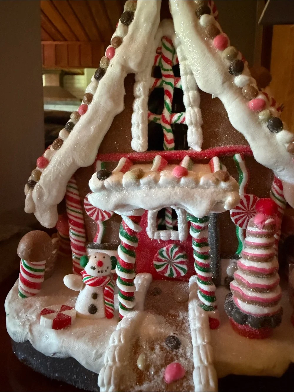 Kurt Adler Lighted Gingerbread Cottage in White, Red, Green